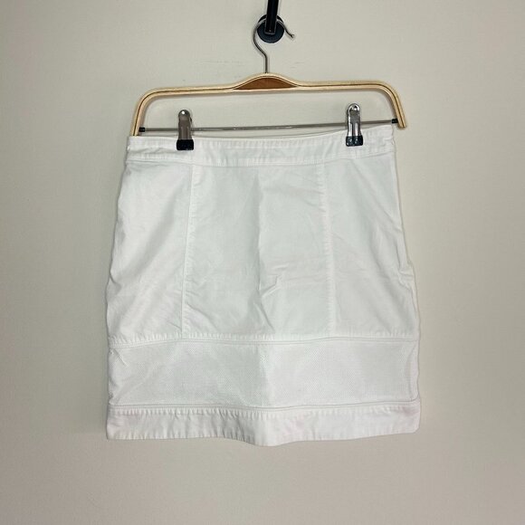 Vintage Burberry London White Mini Golf Skirt size 2 - Picture 1 of 7
